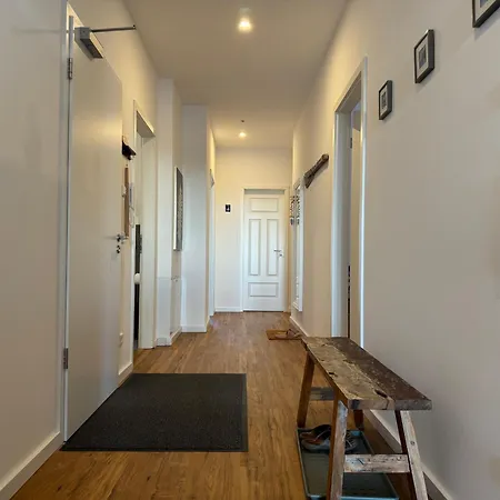 We 8 Mehr Vom 萨斯尼茨